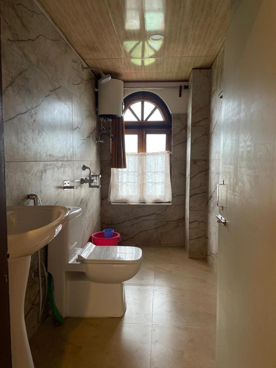 Daragaon Retreat Apartment Pelling Exterior photo